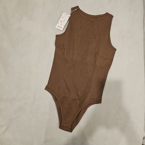 Round neck Ribbed knit Bodysuit Brown